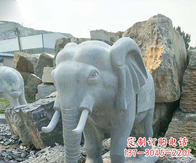 合肥浓情大象雕塑,让爱更深刻