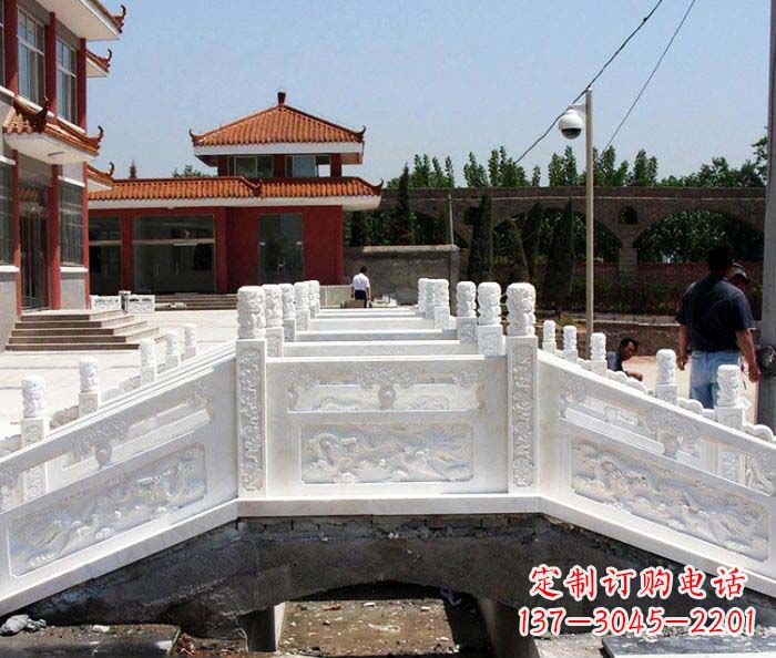合肥广场景观汉白玉石雕栏板