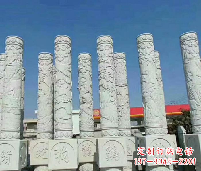 合肥来自中国文化的十二生肖雕塑