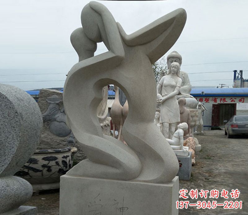 合肥广场情侣人物石雕