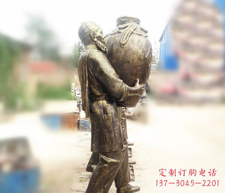 合肥广场铜雕店小二抱酒人物雕塑