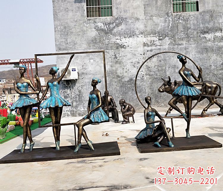 合肥广场铜雕美女人物雕塑