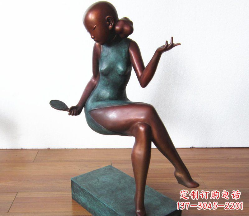 合肥广场铜雕美女照镜子人物雕塑
