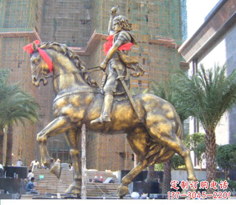 合肥广场西方骑马战士纪念铜雕