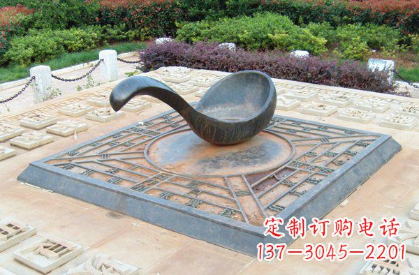 合肥广场指南针景观铜雕