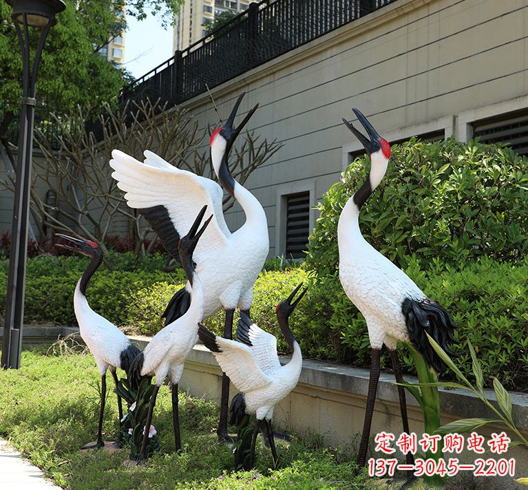 合肥精致仿真的仙鹤雕塑