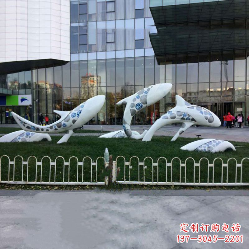 合肥城市绿地观赏海豚雕塑