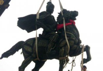 合肥仰望古代将军，来一场跨越时空的雕塑之旅