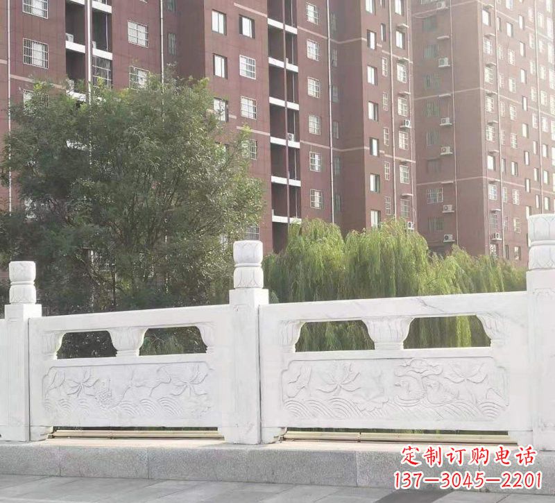 合肥汉白玉荷花鲤鱼浮雕栏板--精美雕刻点缀室内空间