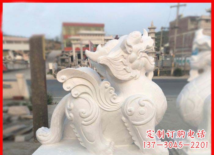 合肥中领雕塑:精美汉白玉貔貅门口招财石雕