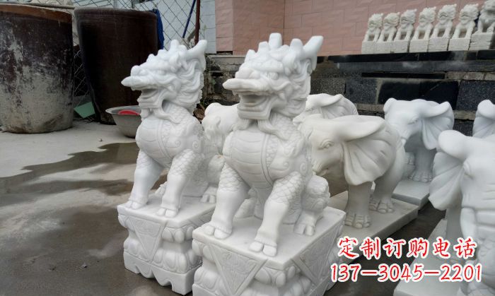 合肥汉白玉麒麟雕塑:门口镇宅石雕之美