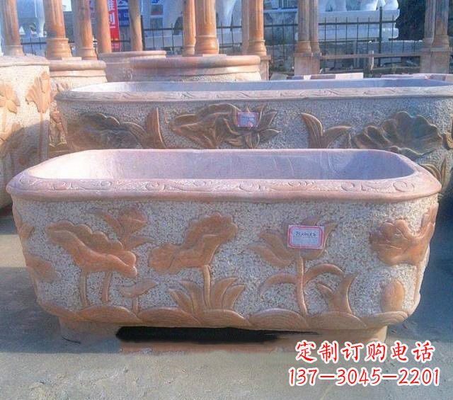 合肥中领雕塑推出的荷花鲤鱼精美雕塑是一件伴随…