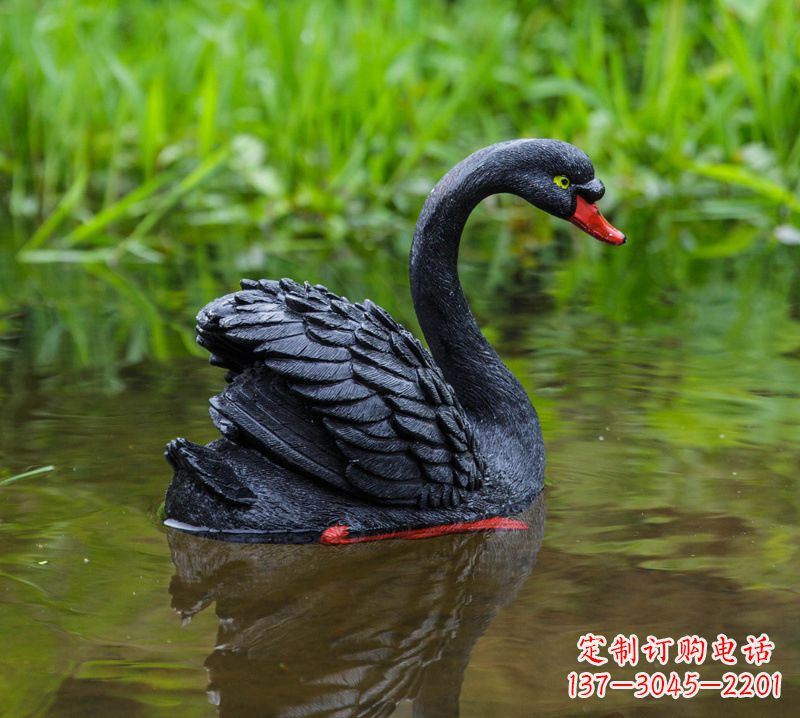 合肥精致风范:黑天鹅展翅玻璃钢仿真雕塑