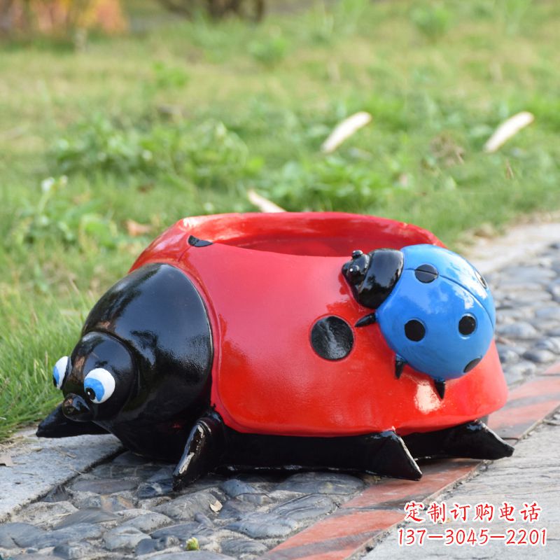 合肥红色玻璃钢七星瓢虫花盆雕塑