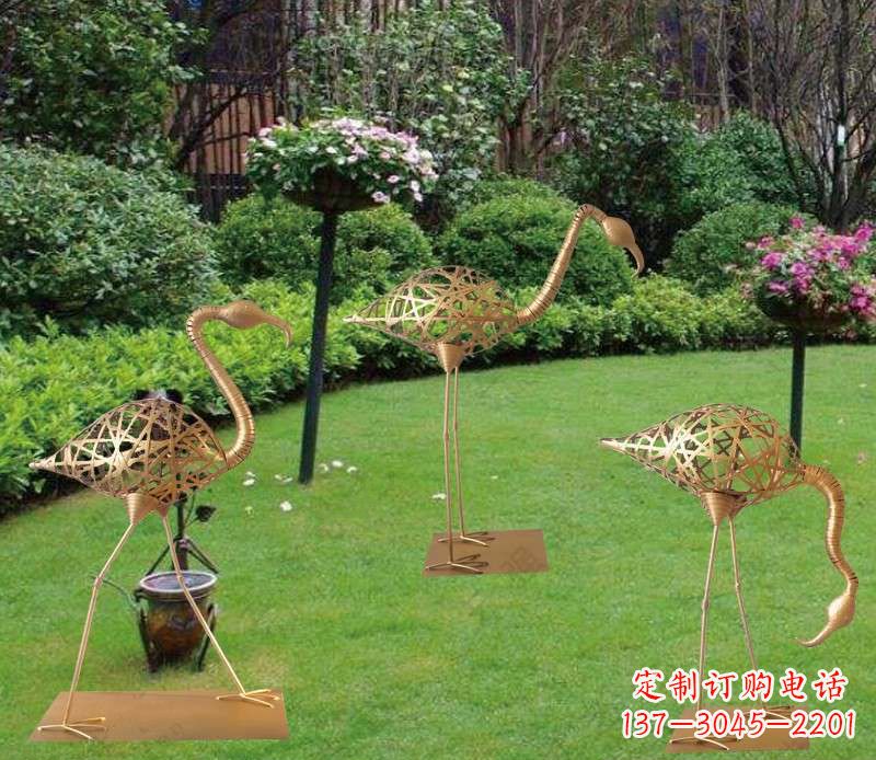 合肥逼真大型火烈鸟雕塑