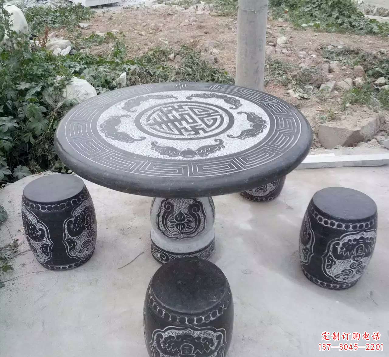 合肥艺术化的室外石桌凳雕塑