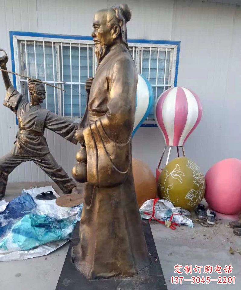 合肥传承中医华佗的传奇—华佗名医铜雕