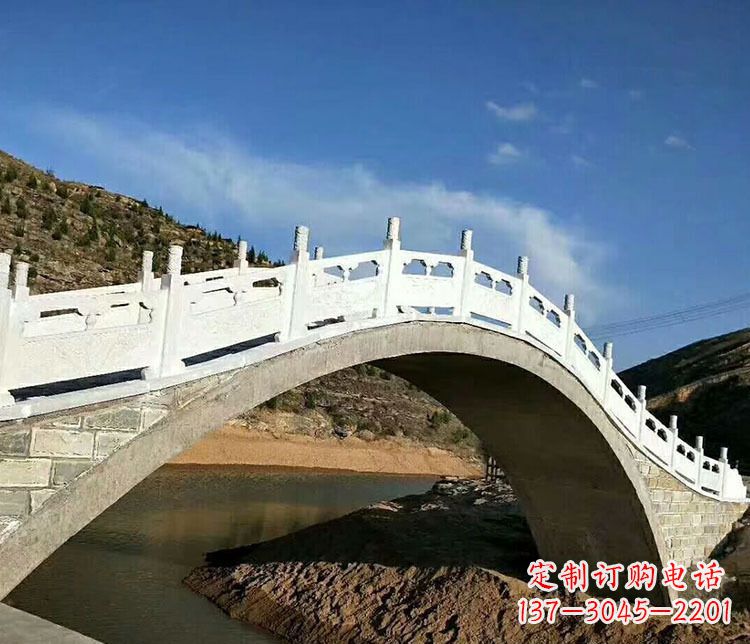 合肥卓越之作:汉白玉拱桥雕塑