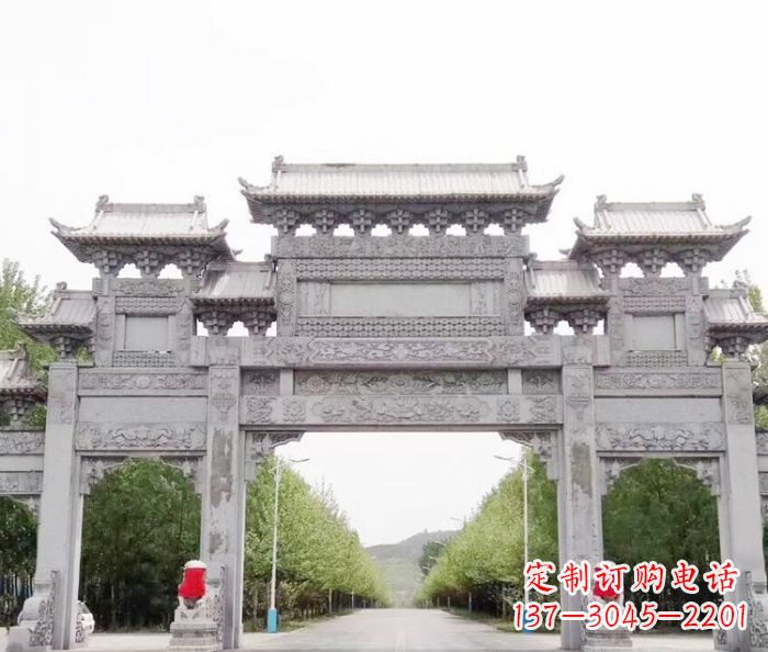 合肥三门石雕牌坊,独具特色的地标雕塑