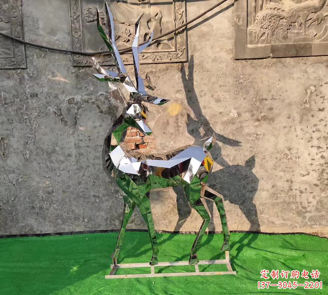 合肥闪耀华丽的不锈钢几何梅花鹿雕塑