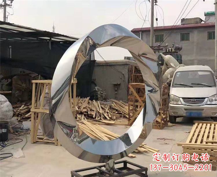 合肥镜面不锈钢几何圆环雕塑