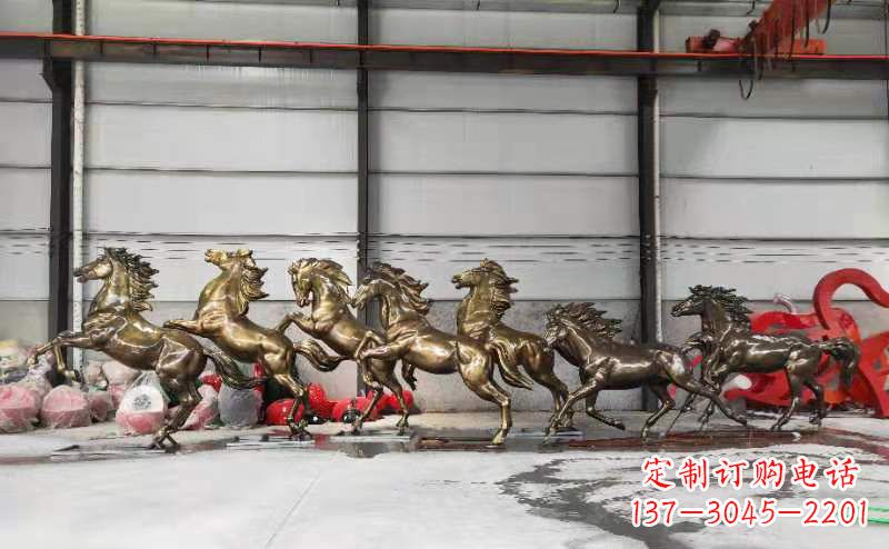 合肥高贵雕塑,骏马奔腾玻璃钢动物雕塑户外摆件