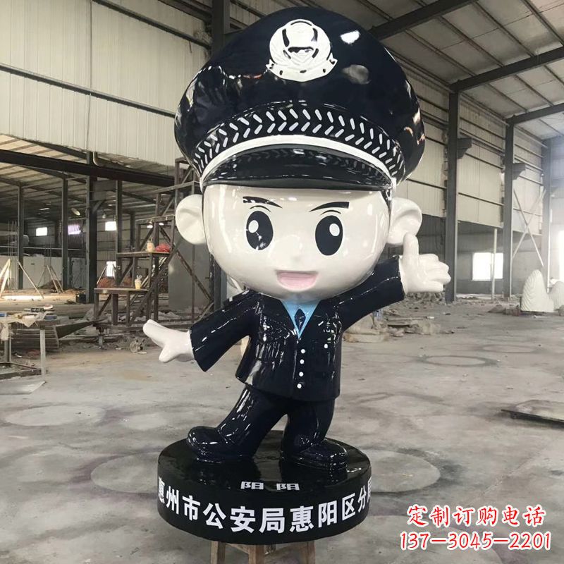 合肥可爱警察雕塑,萌趣满满!