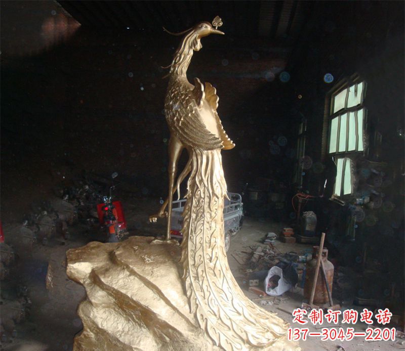 合肥精美制作的孔雀雕塑