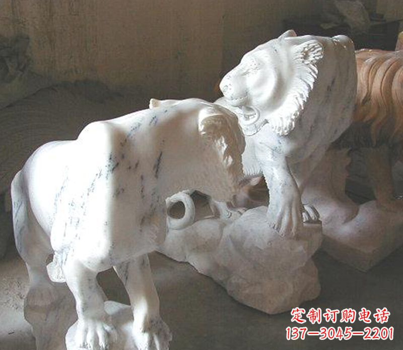 合肥领雕塑是一家专业的雕塑定制厂家,我们的老…