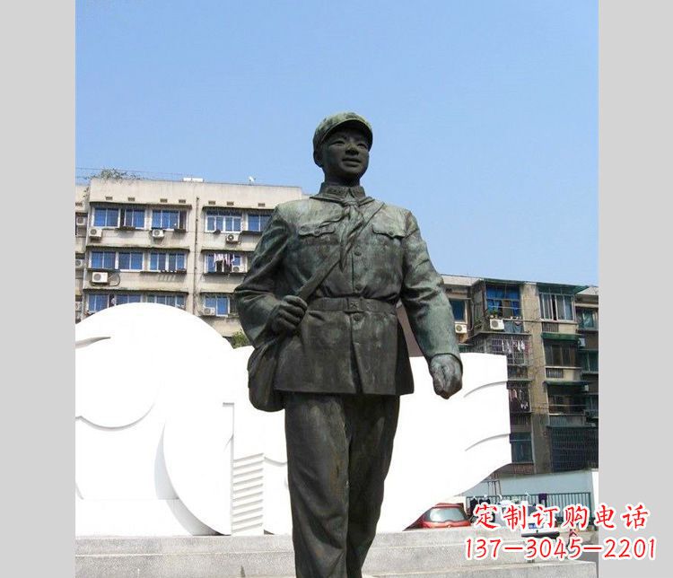 合肥定制雷锋雕塑,体现英雄精神