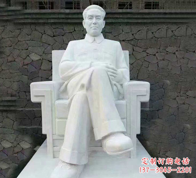 合肥珍贵历史——纪念刘少奇伟人的大理石雕塑