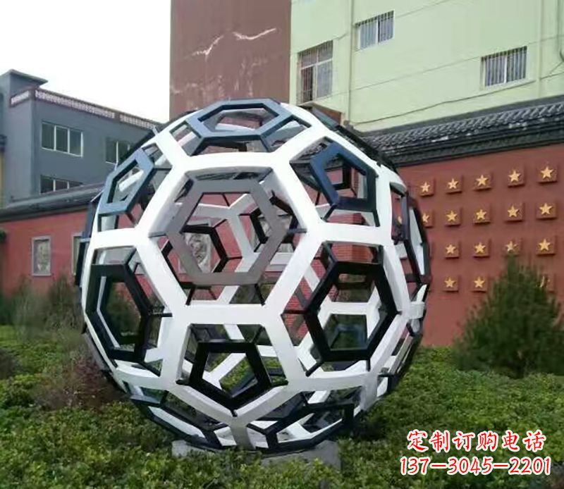 合肥中领雕塑定制足球公园不锈钢雕塑