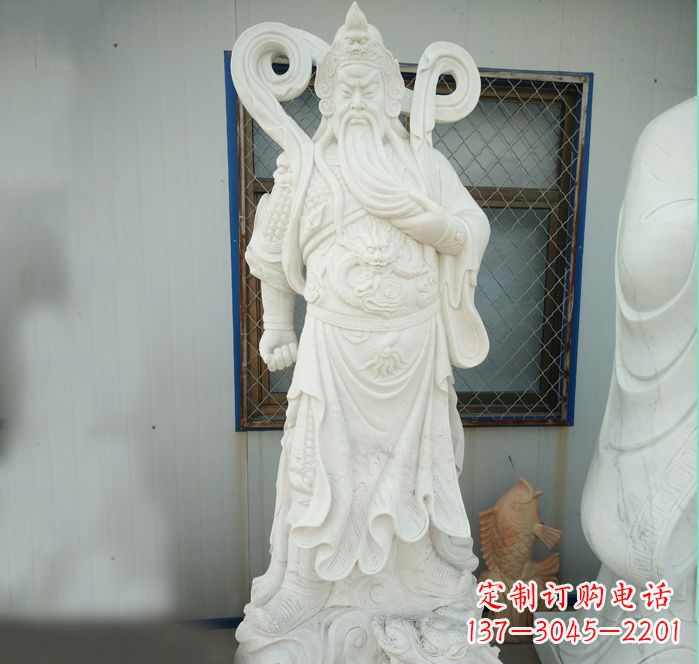合肥捋胡须的关公汉白玉武财神石雕