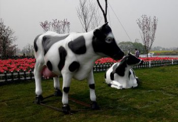 合肥真实农场气息的户外仿真奶牛雕塑