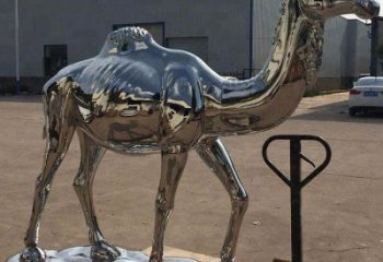 合肥镜面不锈钢骆驼雕塑生动又独特