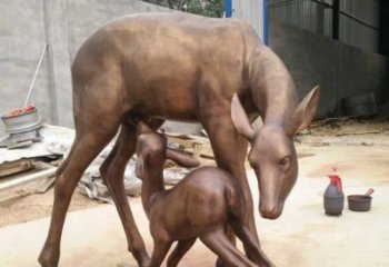 合肥母子鹿公园动物铜雕——精美绝伦