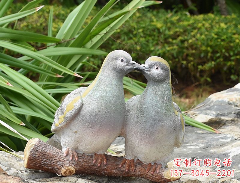 合肥南京抗战胜利纪念馆和平鸽雕塑