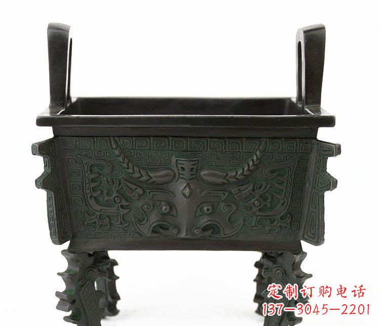 合肥精致的牛头铜鼎铜雕