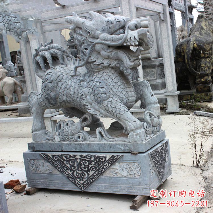 合肥色彩缤纷的青石仿古石雕麒麟