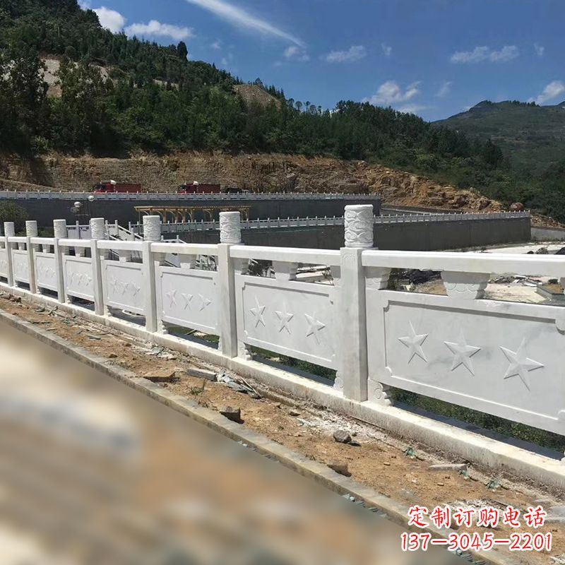 合肥青石路桥栏板护栏雕塑:艺术精美,安全可靠