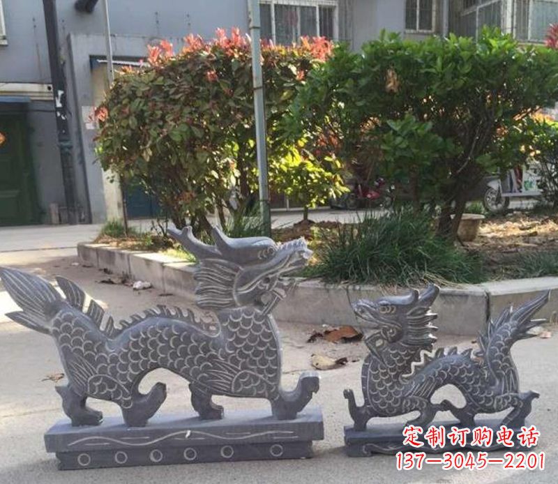 合肥青石雕刻母子龙是由中领雕塑工厂家生产的一…
