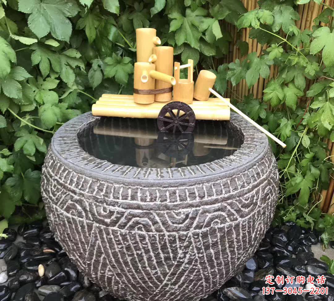 合肥异彩纷呈的水缸雕塑
