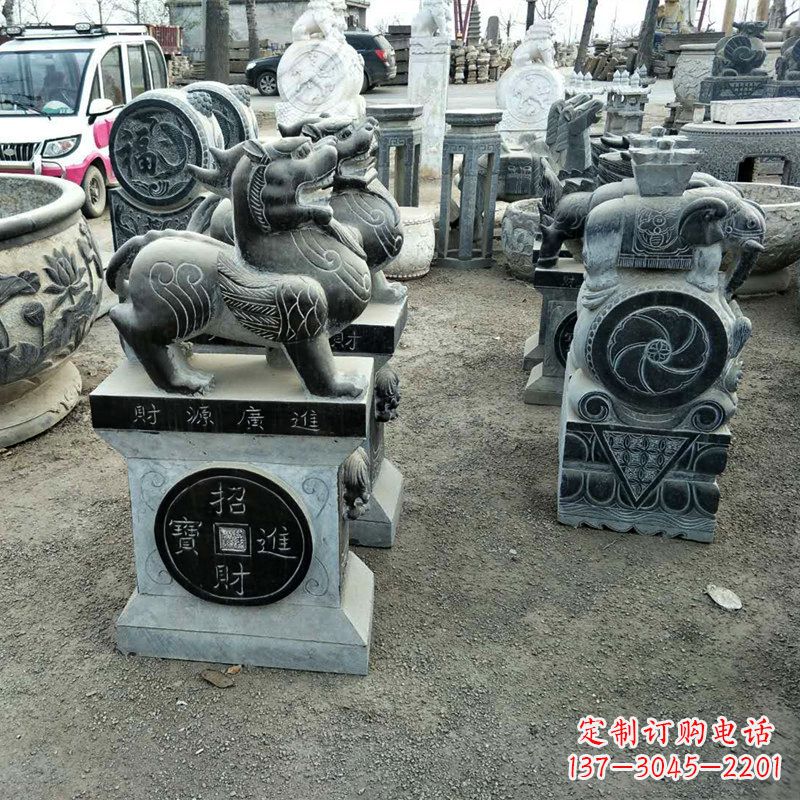 合肥中领雕塑拥有一支由经验丰富的石雕大师组成…