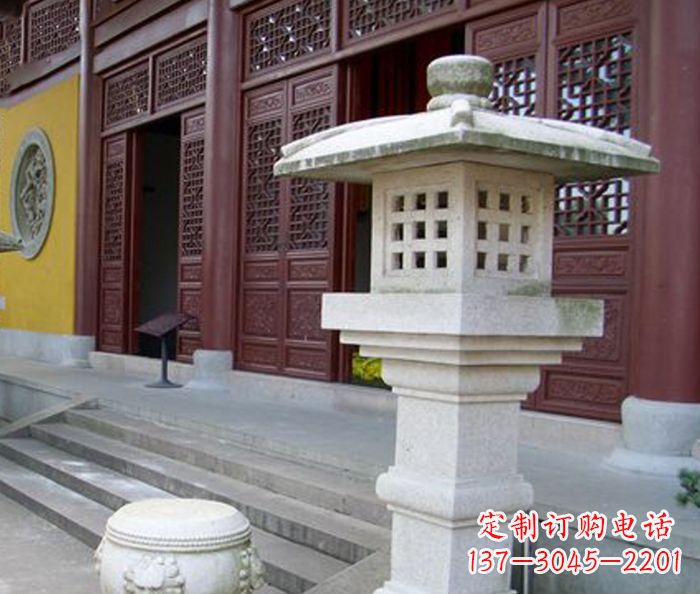 合肥寺庙景观镂空石灯石雕