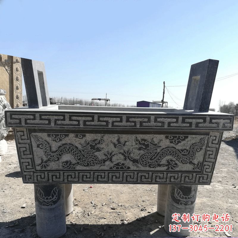 合肥寺庙墓地祭祀四足方鼎，青石仿古石雕香炉