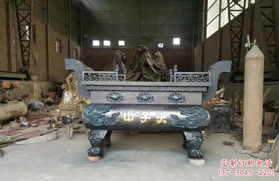 合肥寺庙香炉铜雕12