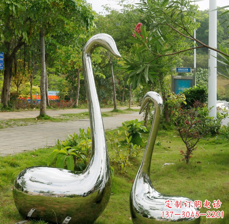 合肥天鹅抽象不锈钢雕塑