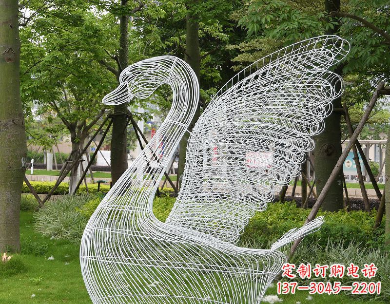 合肥天鹅镂空不锈钢雕塑