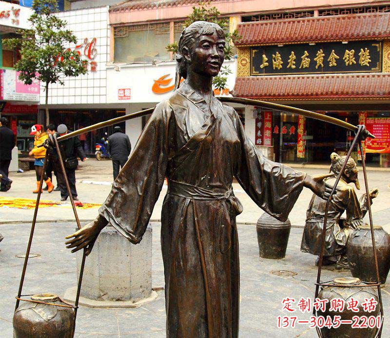 合肥挑着罐子的古代女人铜雕