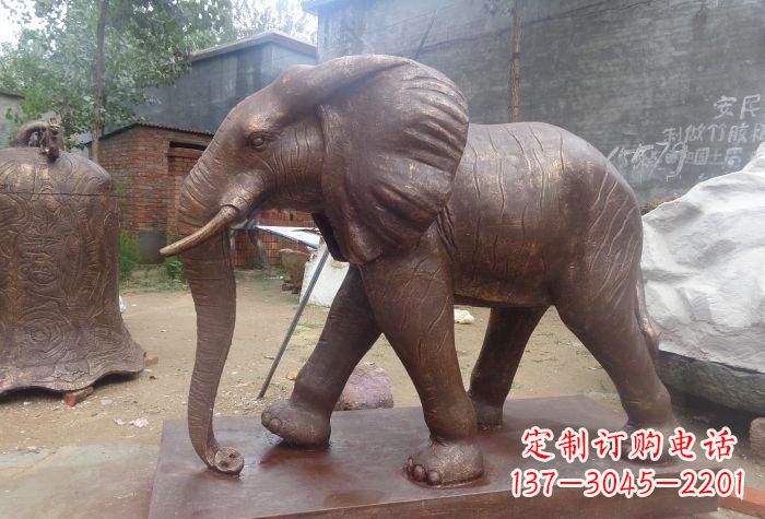 合肥铜大象雕塑